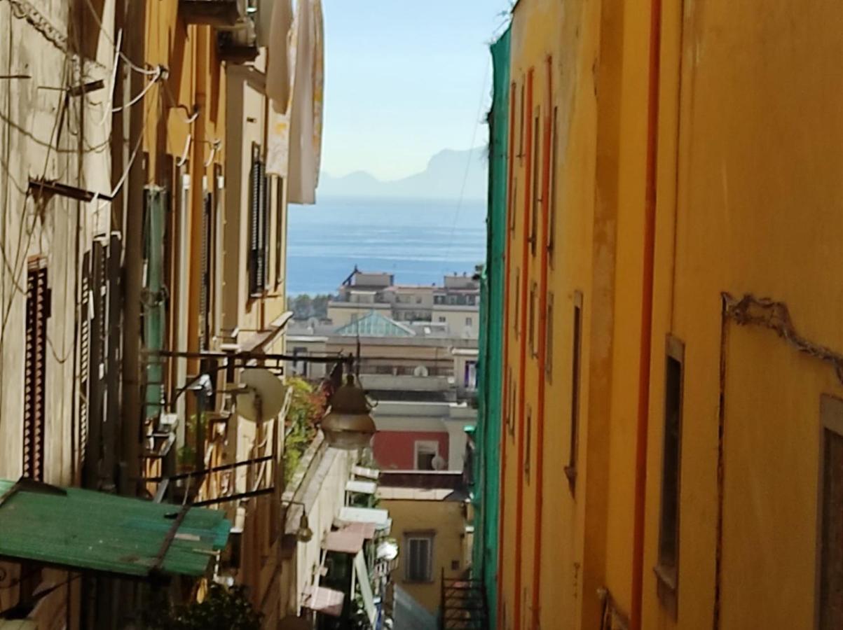 Couette-café Rega House Naples